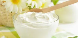 Iogurte Natural Desnatado: 2 Recieta deliciosa simples, prática Iogurte Natural Desnatado