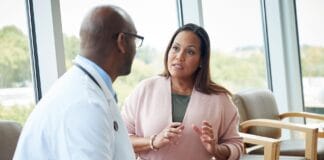 Como tratar a hipertrofia dos pequenos lábios vaginais?