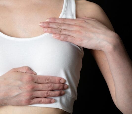 Qual médico procurar para a redução da mama?