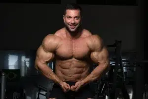 Creatina no cutting: vale a pena manter o déficit calórico?