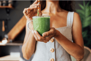 Suco de couve: benefícios e ideias de preparos