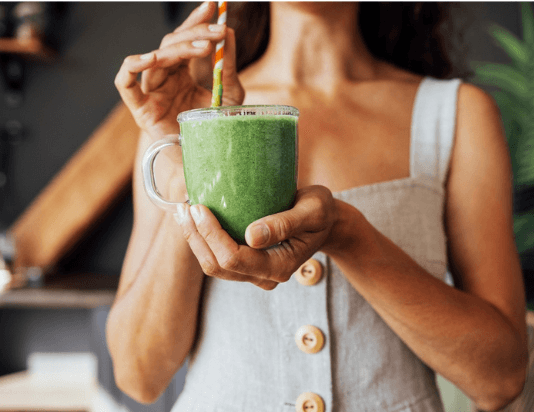 Suco de couve: benefícios e ideias de preparos