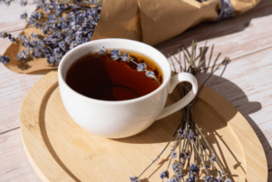 Chá de lavanda: os seus benefícios e como prepará-lo