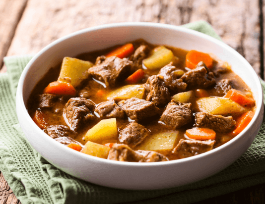 4 receitas de sopa proteica para sua dieta