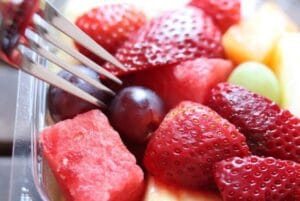 Salada de frutas: benefícios, como fazer e dicas